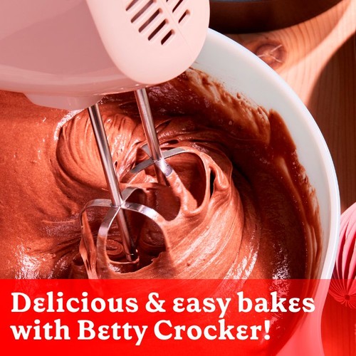 Betty Crocker Devil's Food Chocolate Cake Mix thumbnail 3