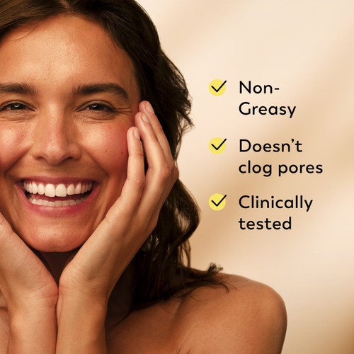 Olay Total Effects 7 In One Featherweight Moisturiser 50ml thumbnail 5