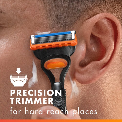 Gillette Fusion5 Starter Pack Handle + 4 Razor Blades thumbnail 4