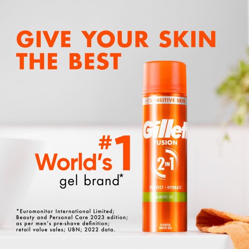 Gillette Fusion Shave Gel for Sensitive Skin with Almond Oil thumbnail 3
