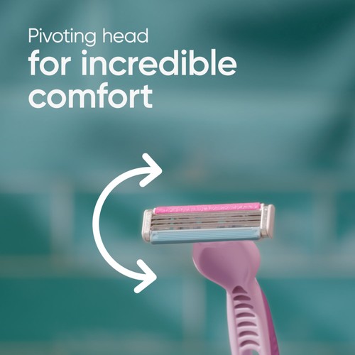 Venus 3 Multicoloured Disposable Razors 4 Pack thumbnail 3