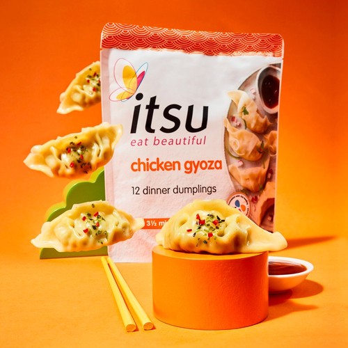 Itsu 12 Chicken Gyoza Dinner Dumplings thumbnail 2