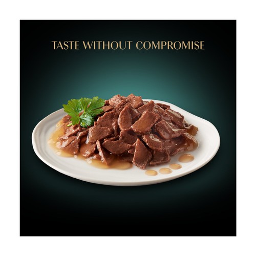 Sheba Fresh & Fine Wet Cat Food Pouches Beef & Chicken in Gravy thumbnail 2