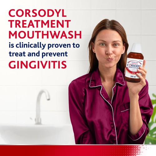 Corsodyl Medicated Antibacterial Mouthwash Original, Alcohol Free, 300ml thumbnail 3