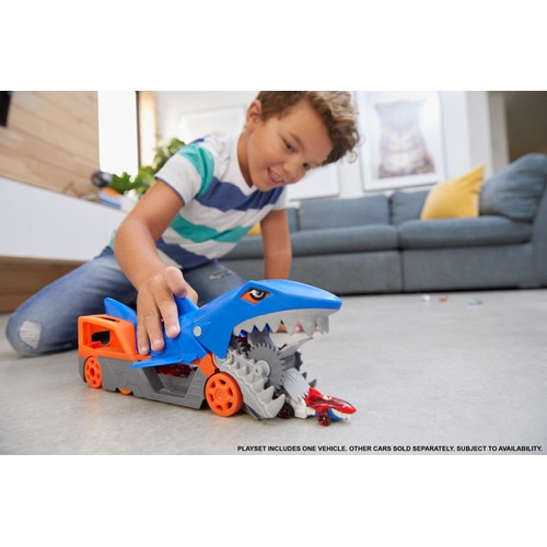 Hot Wheels Shark Chomp Transporter thumbnail 4