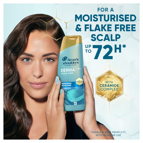 Head & Shoulders Derma X Pro Hydrate Shampoo thumbnail 2