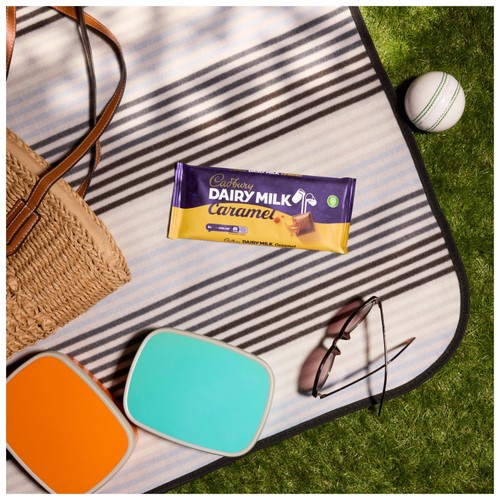 Cadbury Dairy Milk Caramel Chocolate Bar thumbnail 4