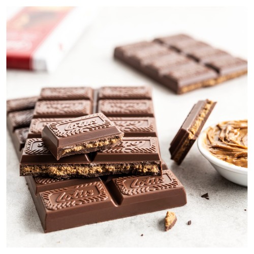 Lotus Biscoff Milk Chocolate With Biscoff Cream thumbnail 2