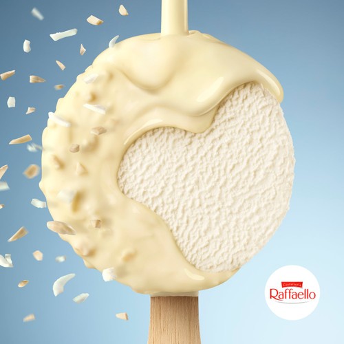 Ferrero Raffaello Coconut Ice Cream Sticks Multipack thumbnail 4