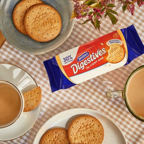 McVitie's Digestives Biscuits The Light One thumbnail 3