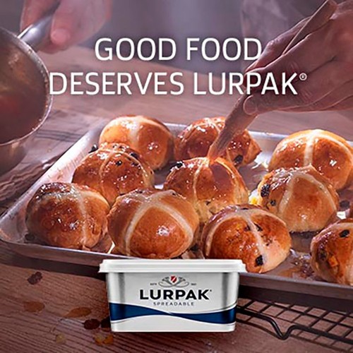 Lurpak Slightly Salted Spreadable Blend of Butter and Rapeseed Oil 400g thumbnail 5