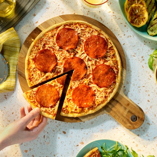 Dr. Oetker Ristorante Vegan Pepperoni Salami Pizza  thumbnail 3