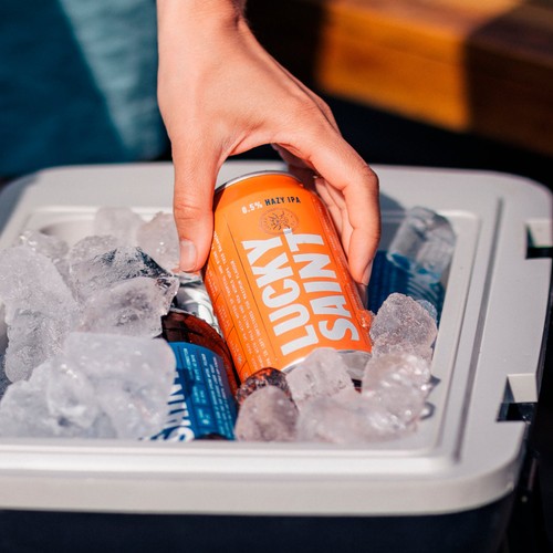 Lucky Saint Alcohol Free Hazy IPA thumbnail 4