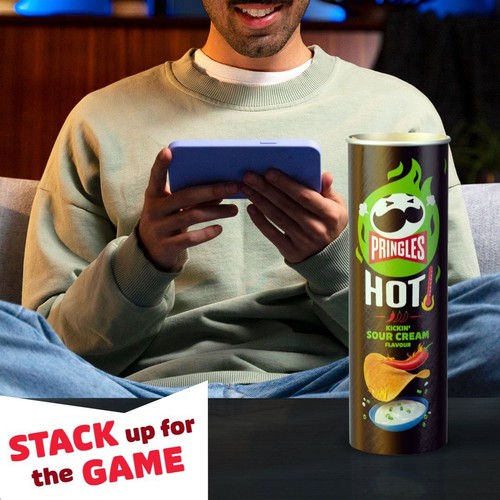 Pringles Hot Kickin Sour Cream  thumbnail 3