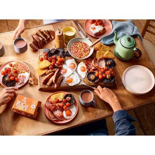 St Ewe Rich Yolk Mixed Weight Eggs thumbnail 5