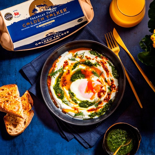 Freshlay Golden Yolker 10 Mixed Weight Eggs thumbnail 3