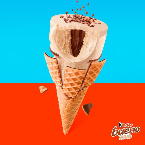 Kinder Bueno White Ice Cream 4 Pack thumbnail 4