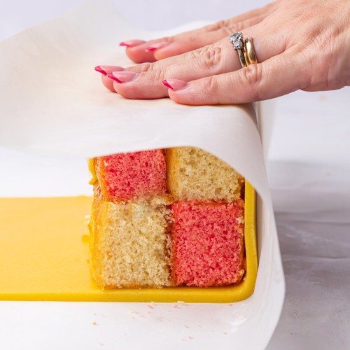 Silver Spoon Ready To Roll Golden Marzipan   500g thumbnail 4