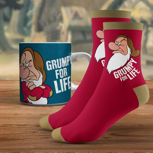 Paladone Disney Grumpy Mug And Socks Gift Set thumbnail 2