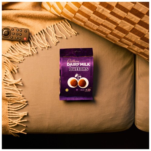 Cadbury Dairy Milk Chocolate Buttons Bag thumbnail 3