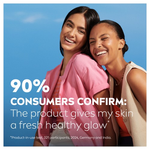 NIVEA Soft Daily UV Moisturiser for Face Hand & Body SPF15 100ml thumbnail 4