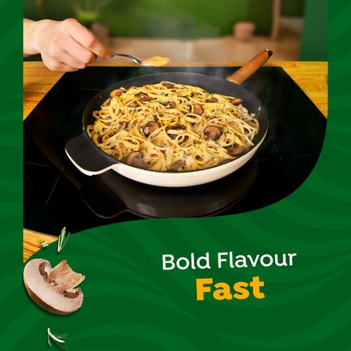 Knorr Roasted Garlic & Mushroom Cooking Paste 165g thumbnail 3
