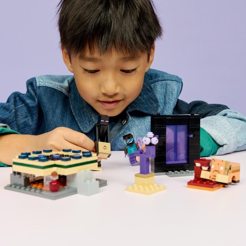 Lego Minecraft Nether & End Portal Journey 21584 thumbnail 4
