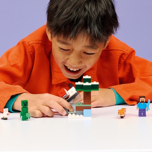 Lego Minecraft Steve's Taiga Adventure 21583 thumbnail 4