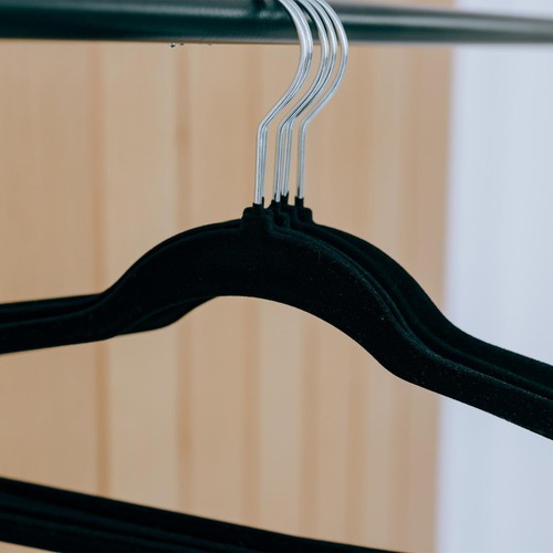 Addis Velvet Hangers  thumbnail 2