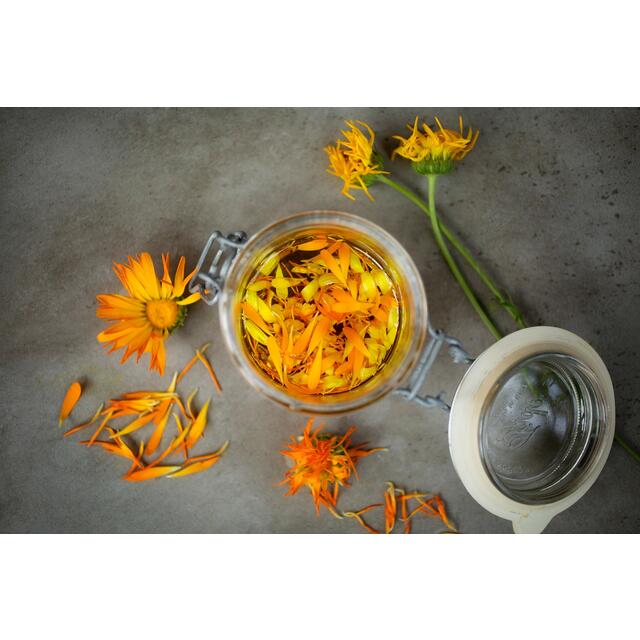 Weleda Baby Calendula Vegan Oil thumbnail 7