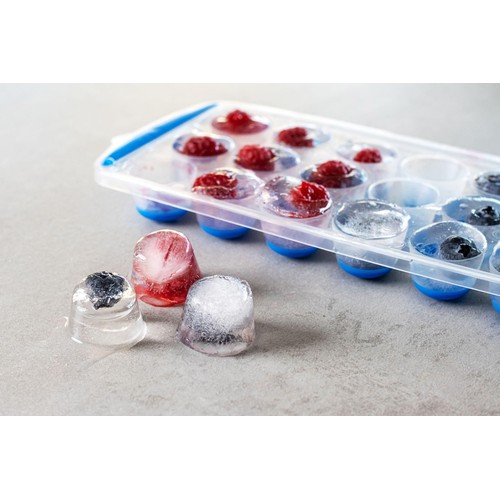 Colourworks Pop Out Flexible Ice Cube Tray, Blue thumbnail 4