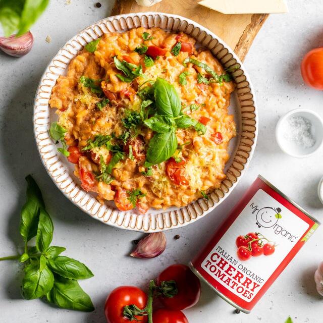 Mr Organic Italian Cherry Tomatoes thumbnail 2