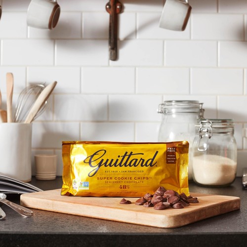Guittard Super Cookie Semisweet Chocolate Baking Chips 48% thumbnail 2