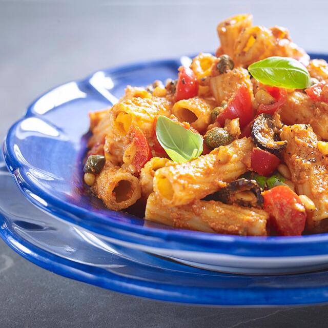 Sacla Sun-Dried Tomato Pesto thumbnail 7