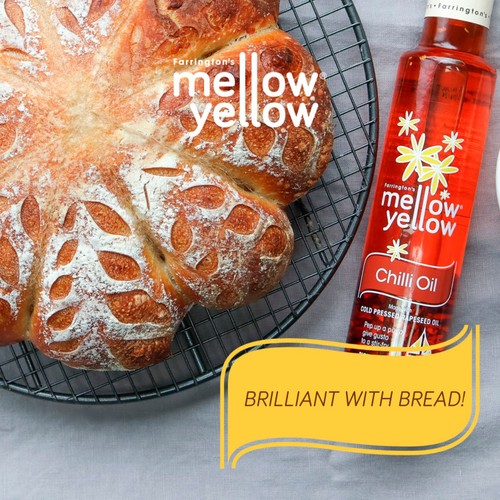 Farringtons Mellow Yellow Chilli Rapeseed Oil thumbnail 3