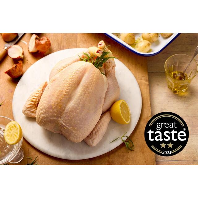Packington Free Range Medium Whole Chicken thumbnail 3
