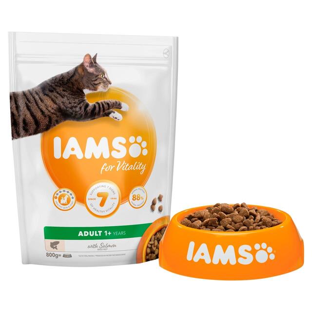 IAMS for Vitality Adult Cat Food With Salmon thumbnail 2