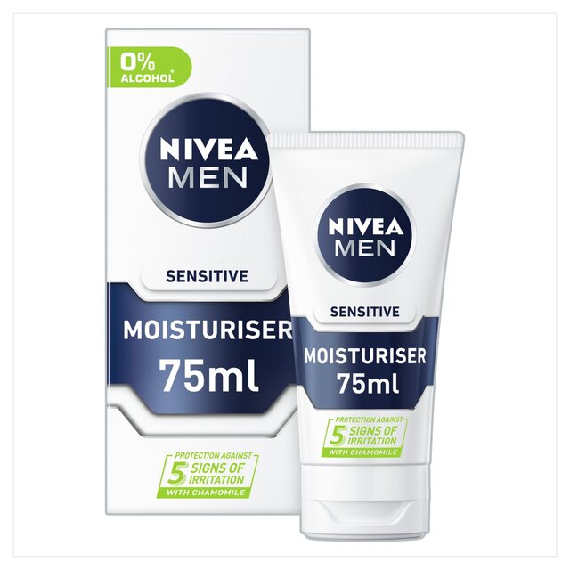 NIVEA MEN Sensitive Face Moisturiser with 0% Alcohol