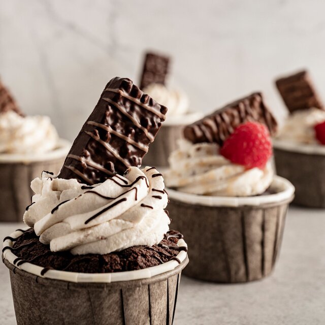 Loacker Dark Chocolate Hazelnut Biscuits thumbnail 2