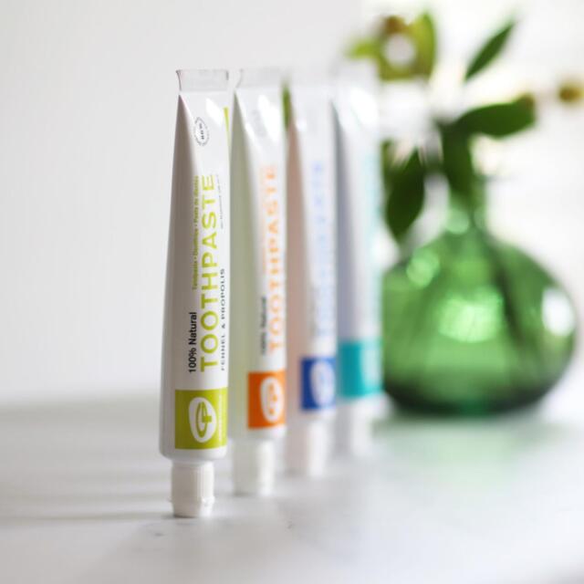 Green People Organic Toothpaste Fennel & Propolis thumbnail 4