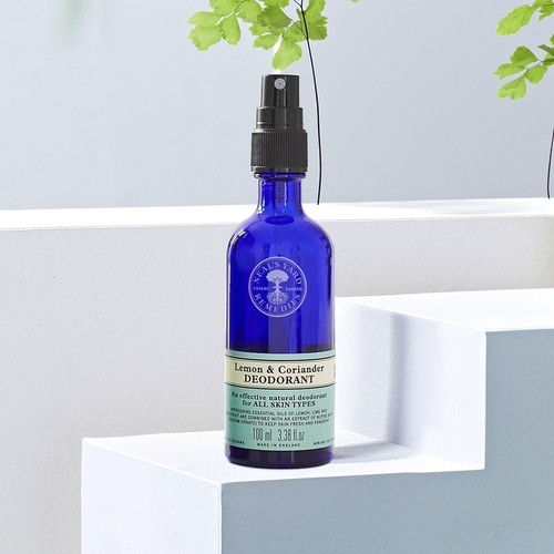 Neal's Yard Lemon & Coriander Organic Deodorant Spray thumbnail 3