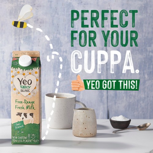 Yeo Valley Organic Fresh Semi Skimmed Milk thumbnail 3