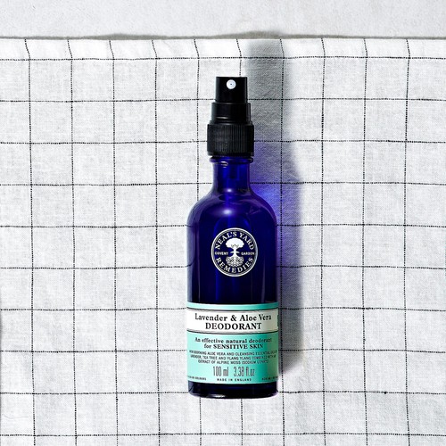 Neal's Yard Lavender & Aloe Organic Deodorant Spray thumbnail 3
