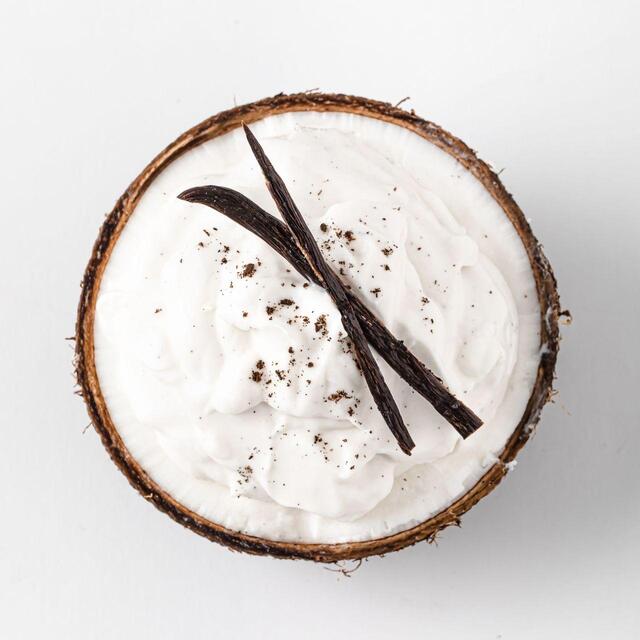 COCOS Organic Vanilla Coconut Yoghurt thumbnail 3