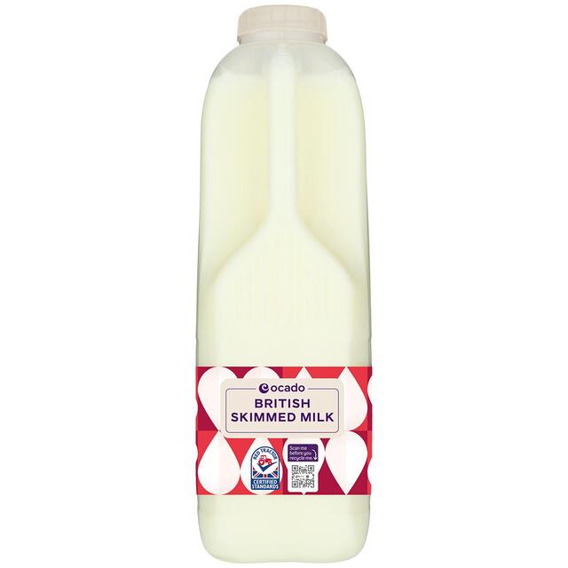 Ocado British Skimmed Milk 2 Pints