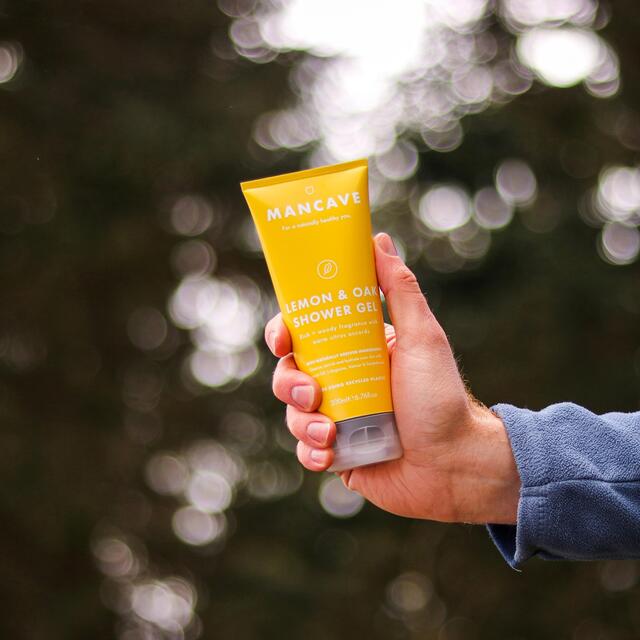 ManCave Lemon & Oak Shower Gel thumbnail 5