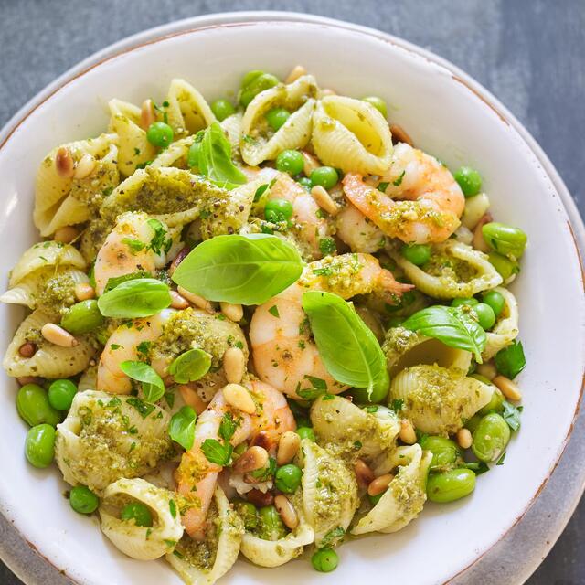 Pesto Fresh Coriander and Red Chilli thumbnail 3