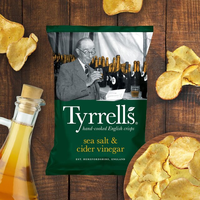 Tyrrells Sea Salt & Cider Vinegar Sharing Crisps thumbnail 6
