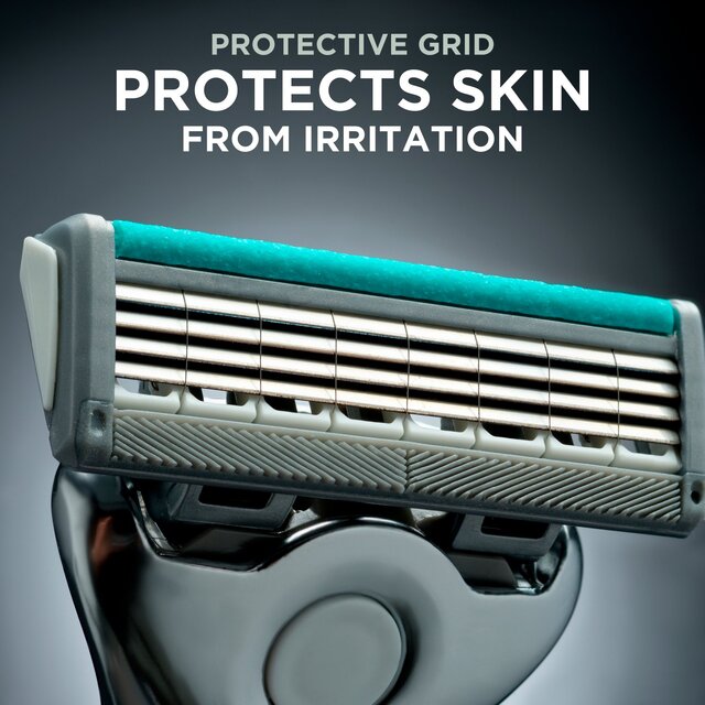 Wilkinson Sword Quattro Titanium Men's Razor Pack with 9 Blades thumbnail 5