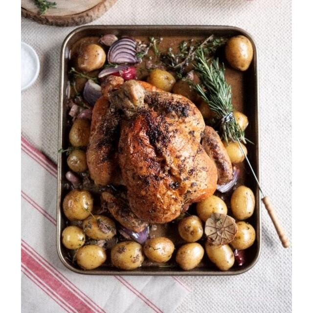 Thoughtful Producer Free Range Whole Chicken with Pop-Up Timer thumbnail 3